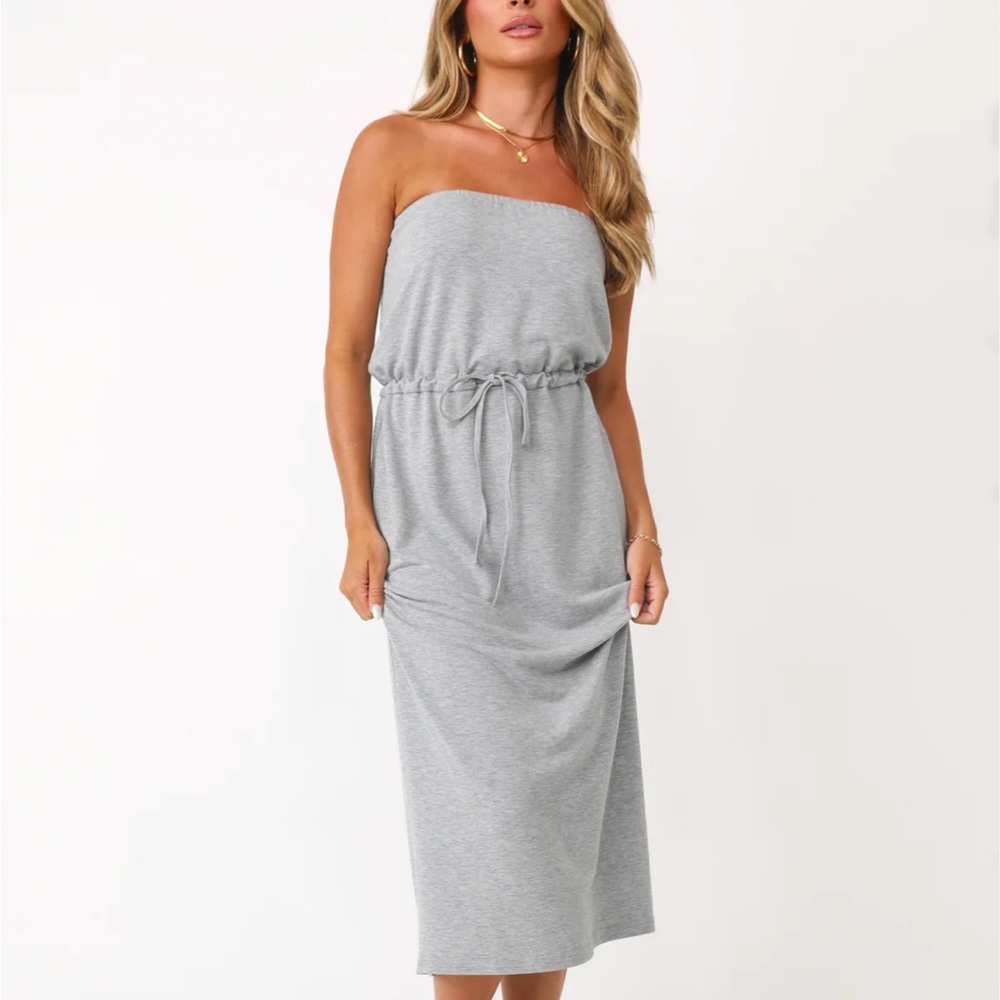 ISO KITTENISH EVERYDAY DRESS
